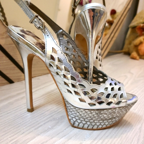 Sam Edelman Leather Heels - Picture 1 of 6